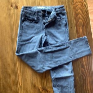 AE Jean long size 4